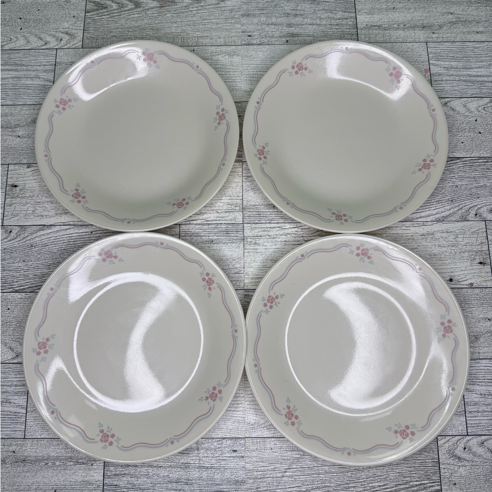 4 Corelle “English Breakfast” bread and butter plates